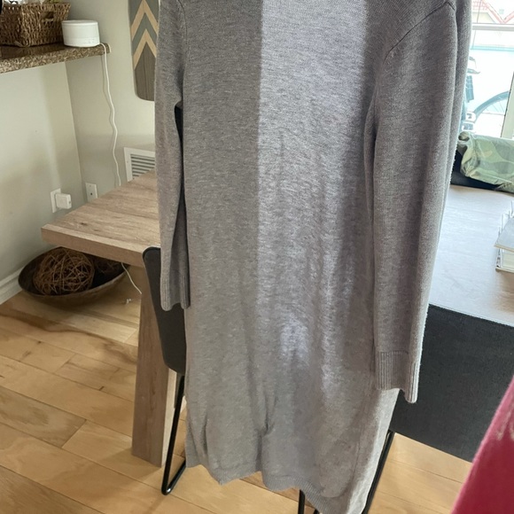 Brand new Cardigan - Picture 3 of 5